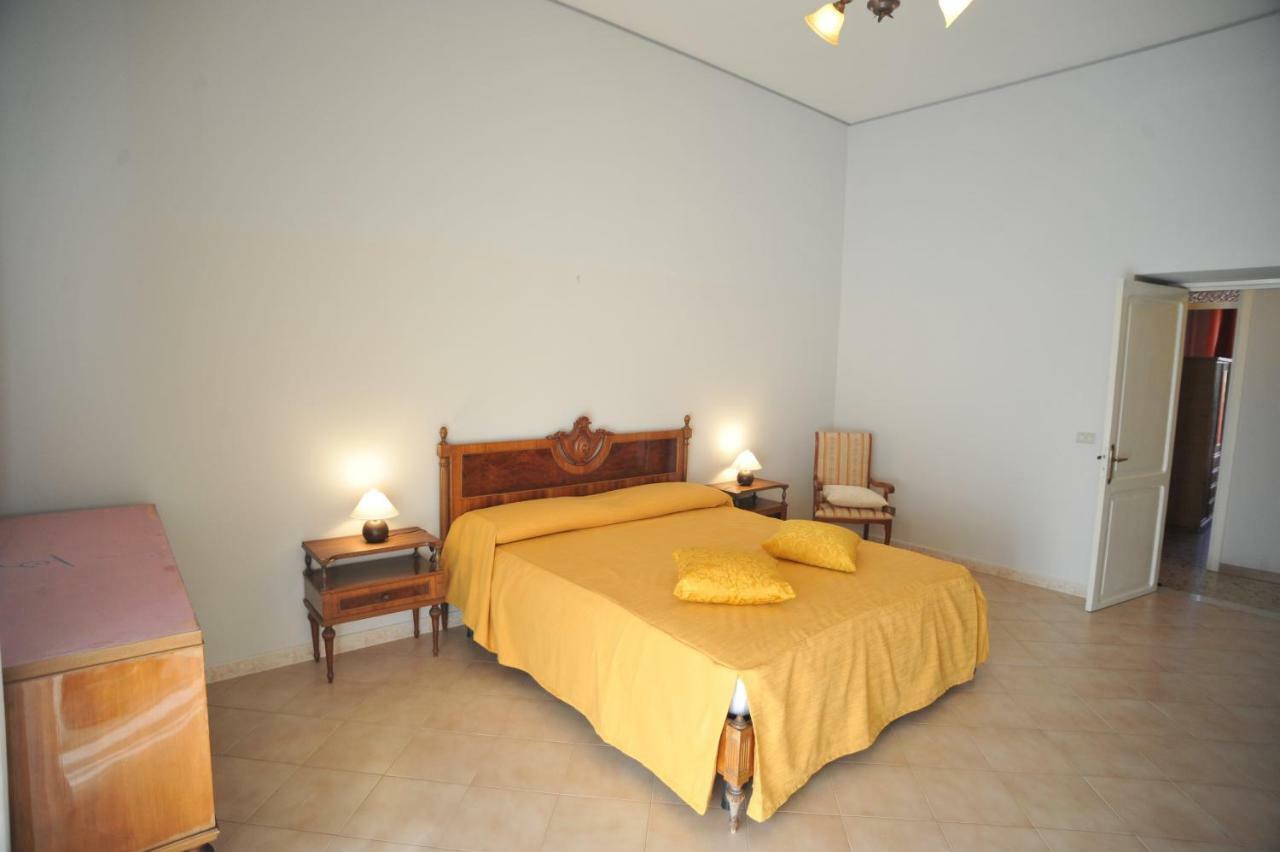 Palazzo Mascolo Gruppo Mascololuxuryapartments อาเจโรลา ภายนอก รูปภาพ