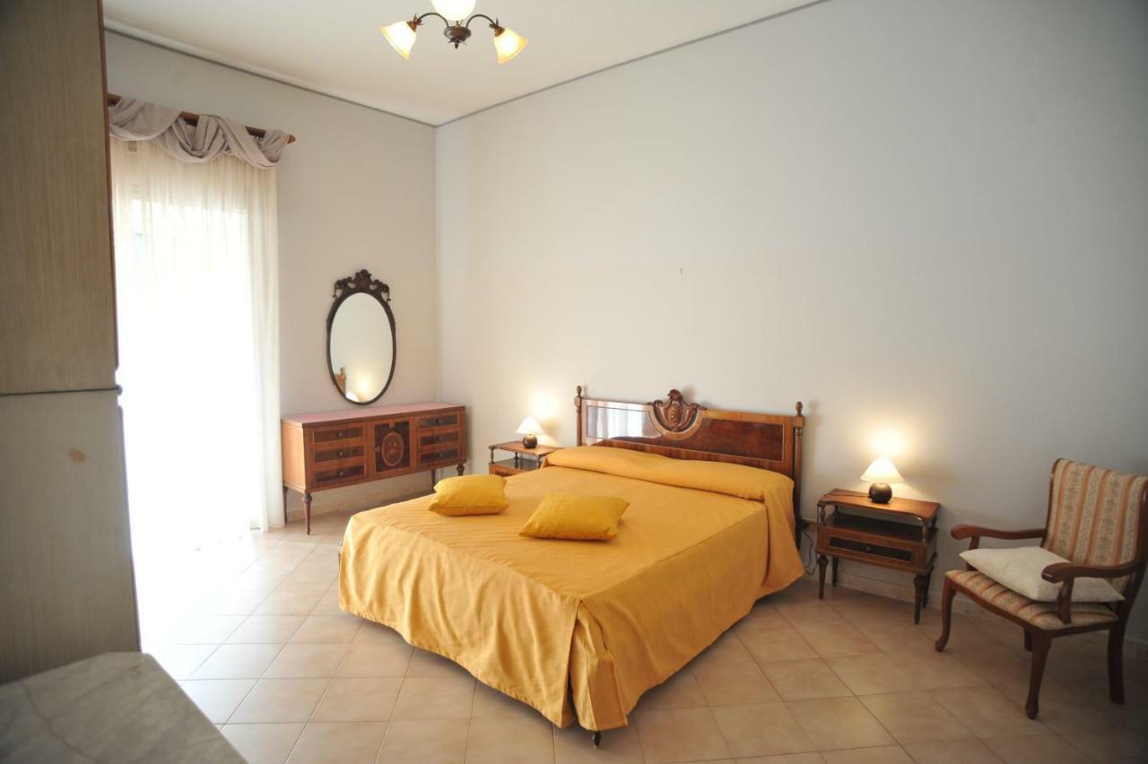 Palazzo Mascolo Gruppo Mascololuxuryapartments อาเจโรลา ภายนอก รูปภาพ
